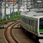 【体験談】遠距離通勤2時間の実家と一人暮らしのメリット・デメリットまとめ