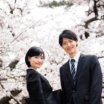 大学の入学式を控えている男女必見!スーツの相場&どこで買えばいいかの疑問を解決