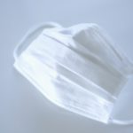 実際どうなの?マスクの下にファンデーションは肌に悪い?!
