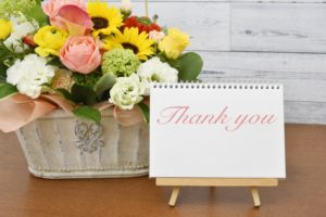 母の日のプレゼントを遅れて渡すのはアリ?上手い言い訳4つを紹介します