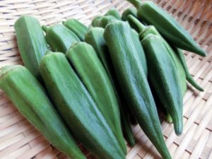 オクラの産毛はそのまま取らないで食べると刺さる!?超簡単な取り方を紹介