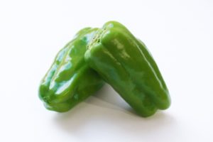 ピーマンの種は気持ち悪いだけ?種は栄養も味もあって食べられる